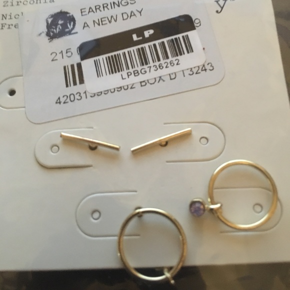 NWT A NEW DAY 2-PR GOLD/LIGHT PINK EARRING SET - Picture 2 of 3